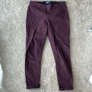 🌸2/$30 Burgundy Rockstar Jeggings